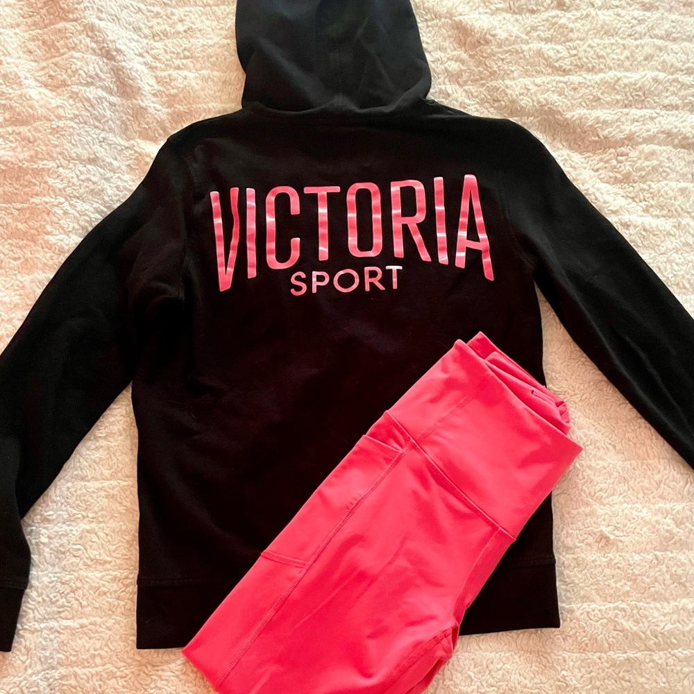 Victoria Sport hot pink leggings and black zip up hoodie!